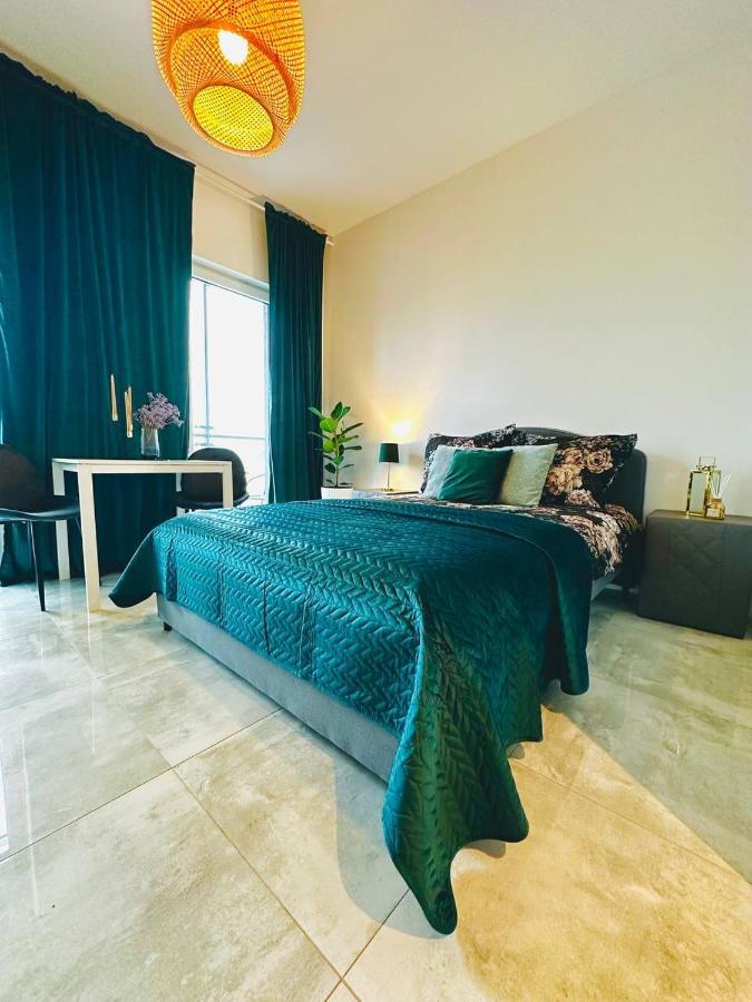 Апартаменты Uroczy Apartament Blisko Centrum Warszawy Варшава Экстерьер фото